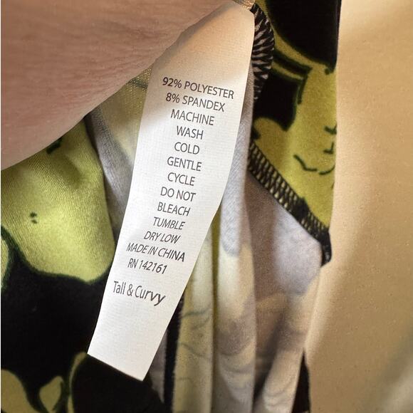 Lularoe Tall and Curvy Black Yellow Tropical Floral Print Leggings Size 12-18 - Picture 3 of 7